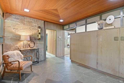 2348 Sycamore Avenue Santa Rosa CA 95404