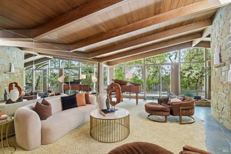 2348 Sycamore Avenue Santa Rosa CA 95404