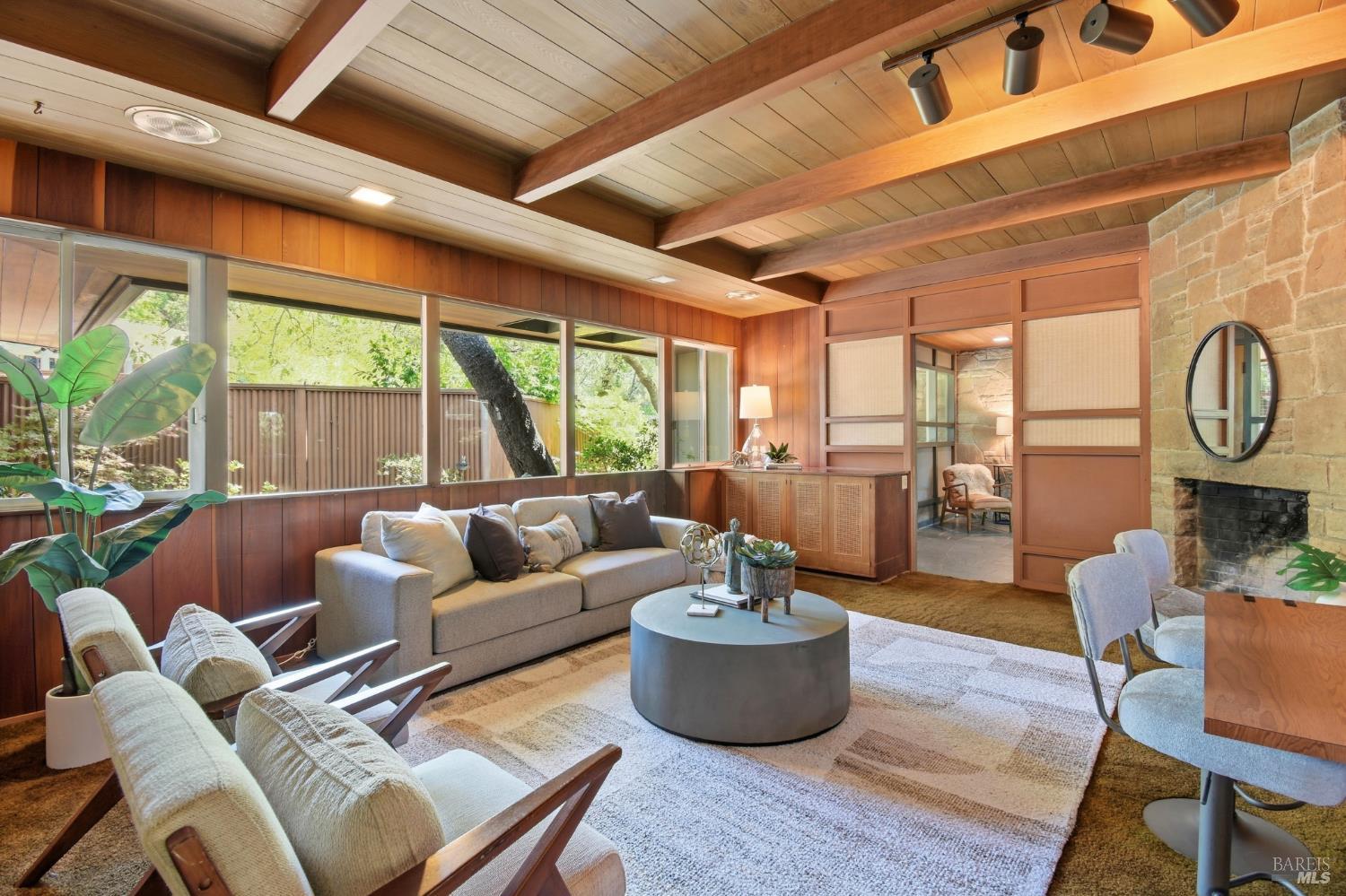 2348 Sycamore Avenue Santa Rosa CA 95404