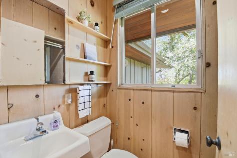 2348 Sycamore Avenue Santa Rosa CA 95404