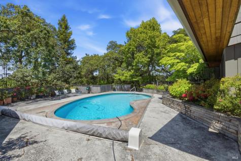 2348 Sycamore Avenue Santa Rosa CA 95404