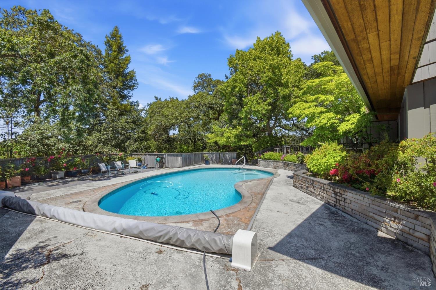 2348 Sycamore Avenue Santa Rosa CA 95404