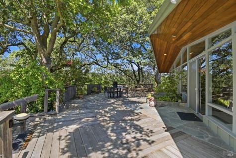 2348 Sycamore Avenue Santa Rosa CA 95404