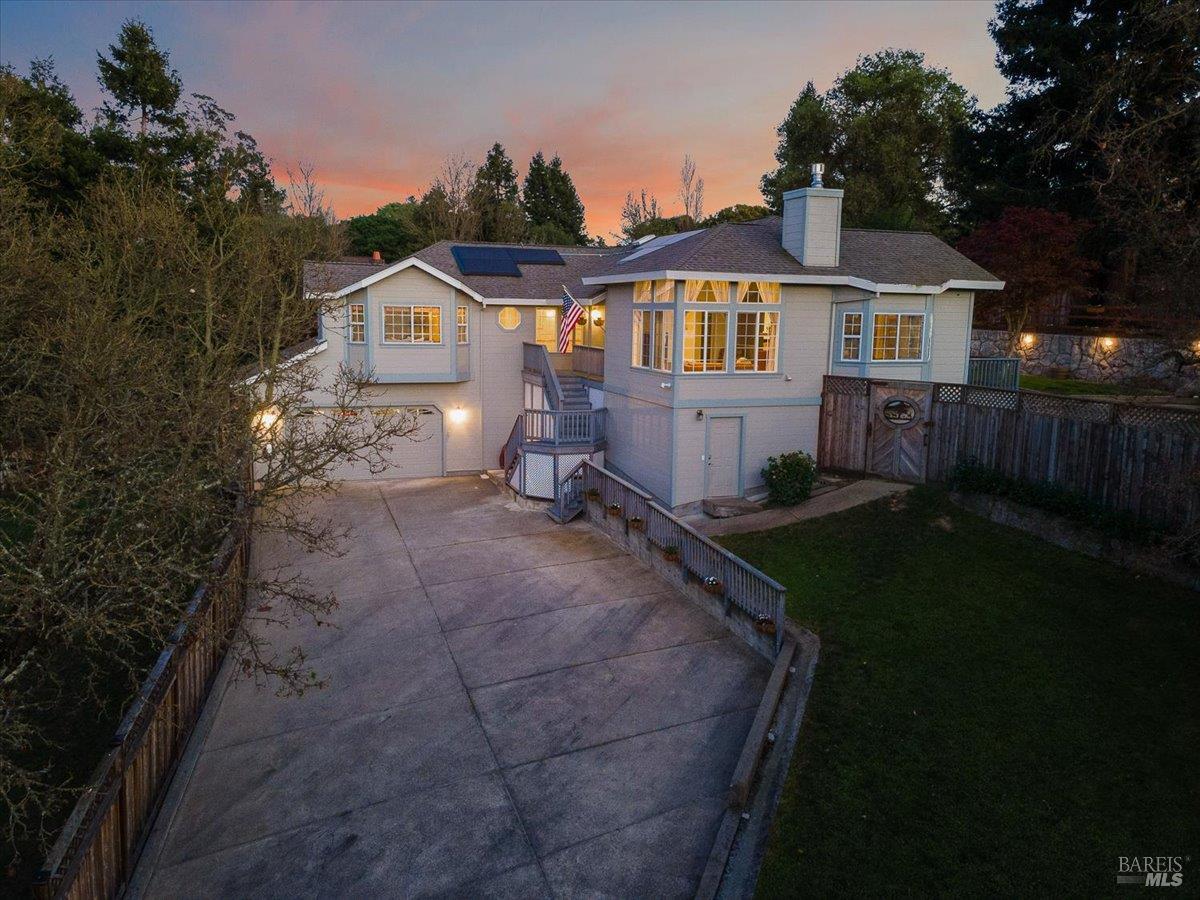 6081 Malcom Lane Penngrove CA 94951