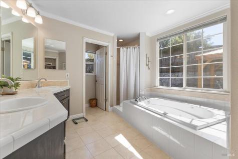 6081 Malcom Lane Penngrove CA 94951