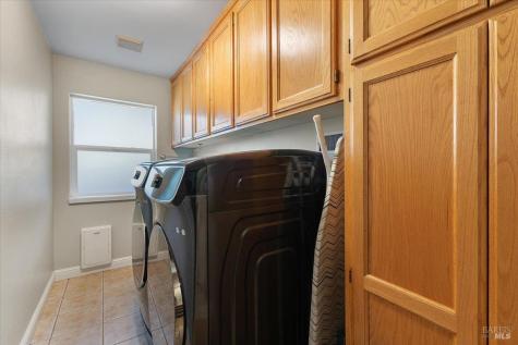6081 Malcom Lane Penngrove CA 94951