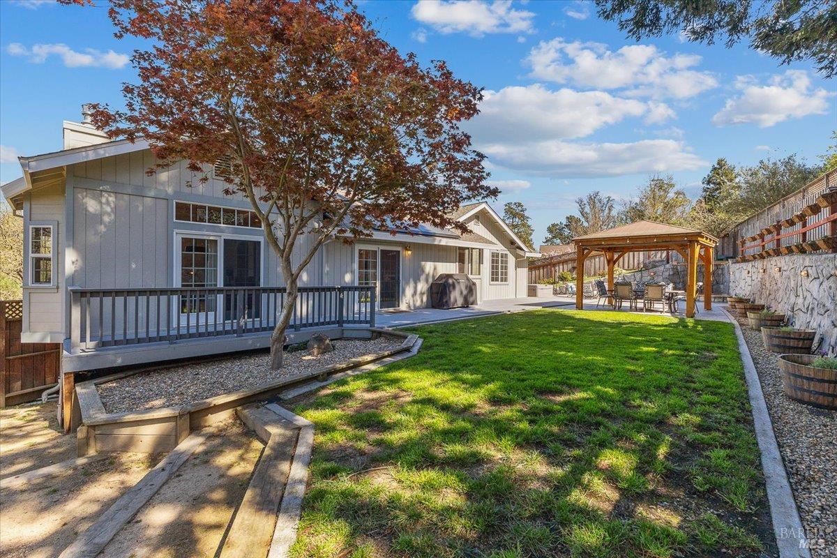 6081 Malcom Lane Penngrove CA 94951