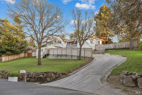 6081 Malcom Lane Penngrove CA 94951