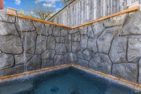 6081 Malcom Lane Penngrove CA 94951