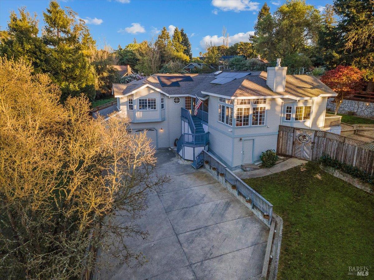 6081 Malcom Lane Penngrove CA 94951