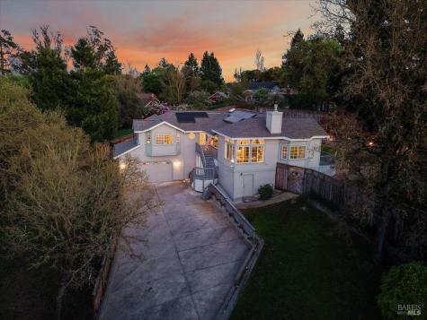 6081 Malcom Lane Penngrove CA 94951