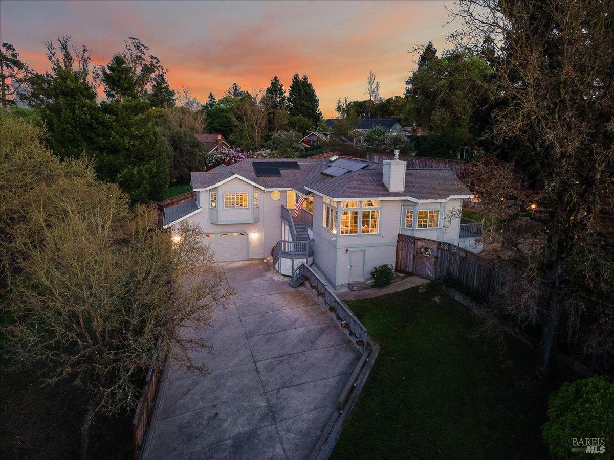 6081 Malcom Lane Penngrove CA 94951