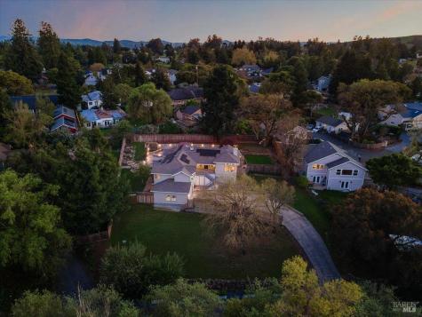 6081 Malcom Lane Penngrove CA 94951