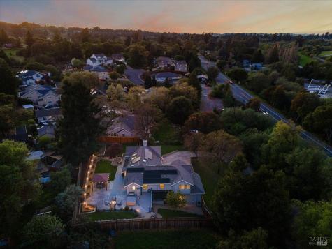 6081 Malcom Lane Penngrove CA 94951