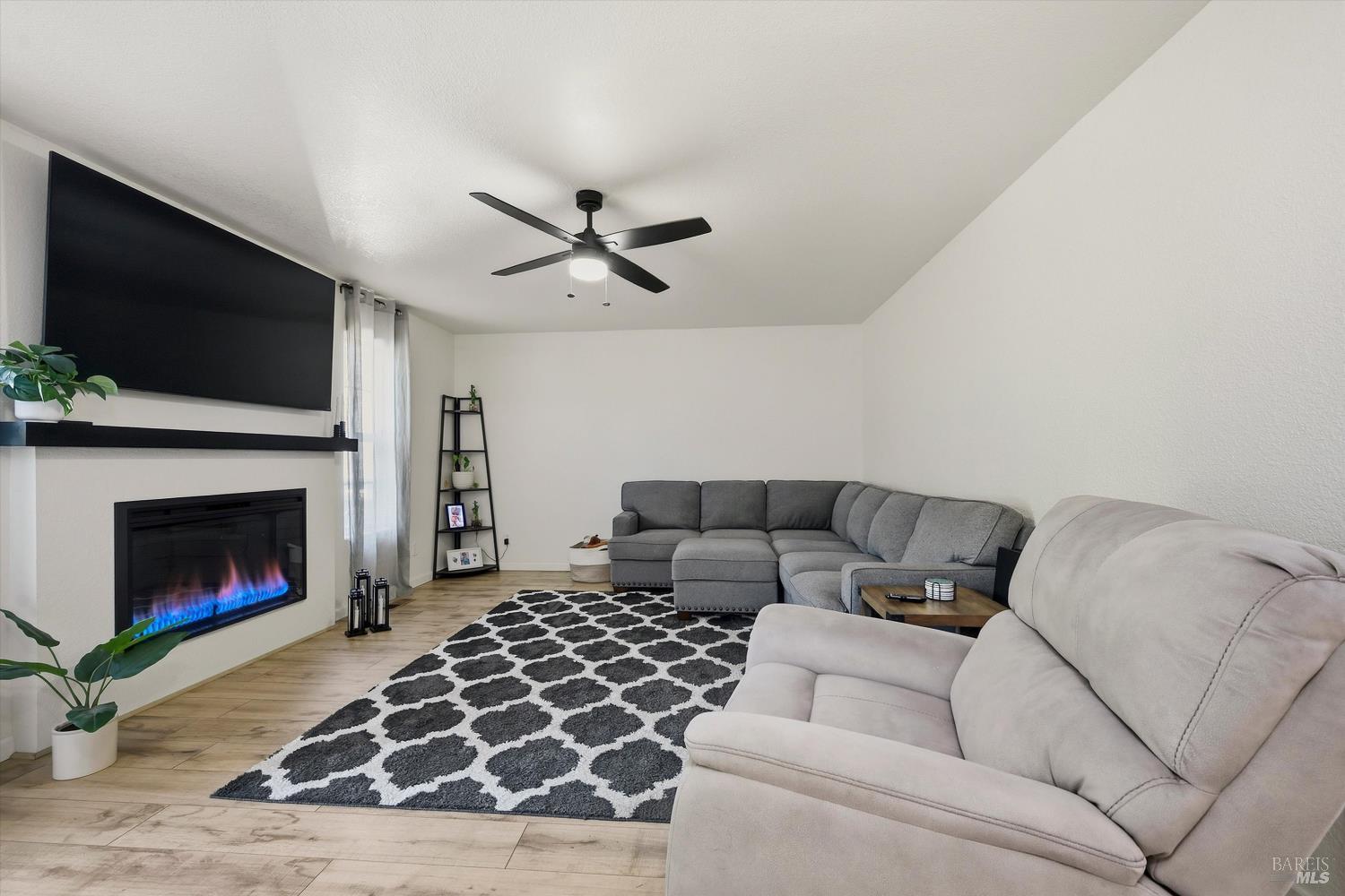 16536 Crescent Court Hidden Valley Lake CA 95467