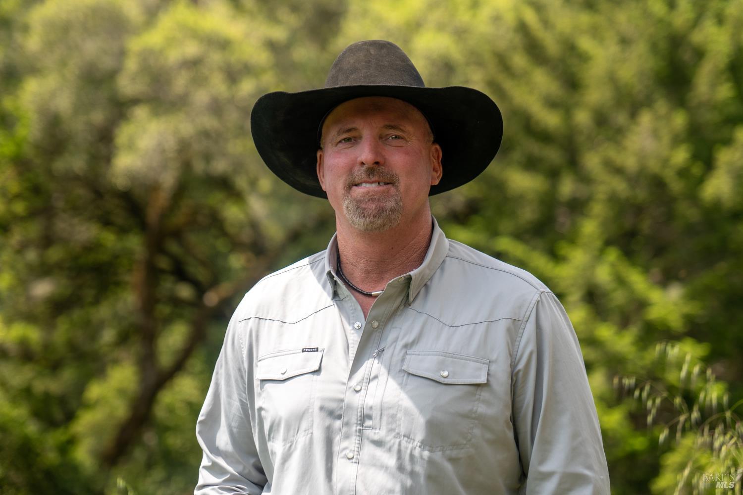 10500 Peachland Road Boonville CA 95415