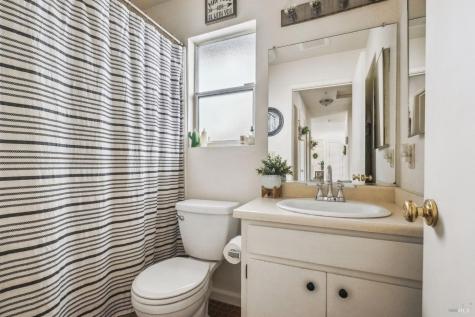 118 Garden Circle Way Cloverdale CA 95425