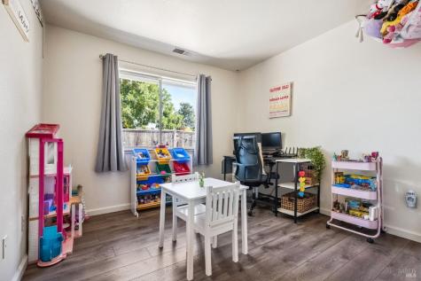 118 Garden Circle Way Cloverdale CA 95425
