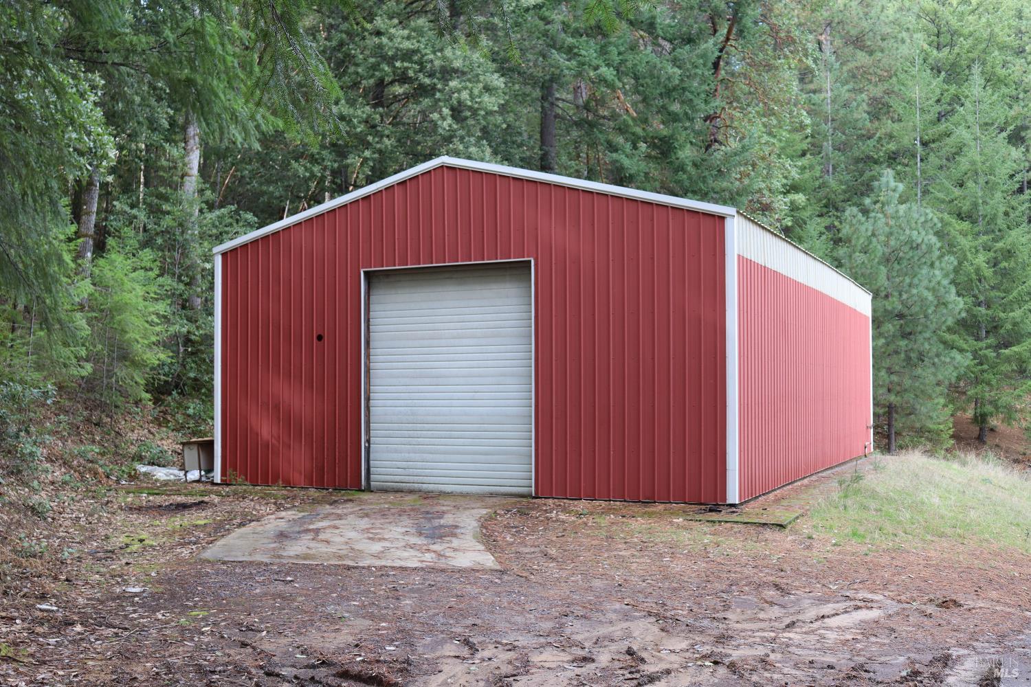 7020 Hearst Road Willits CA 95490
