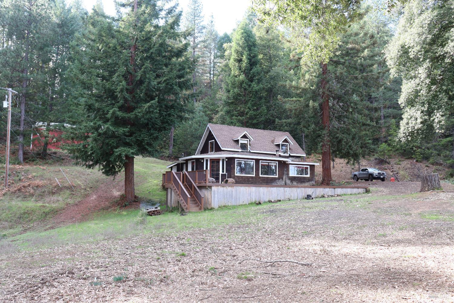 7020 Hearst Road Willits CA 95490