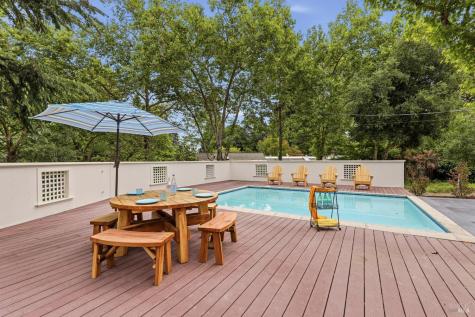 5830 Cuneo Court Santa Rosa CA 95401