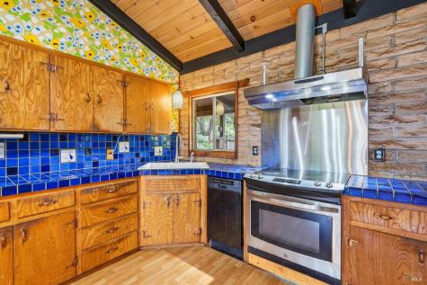 19229 Orange Avenue Sonoma CA 95476