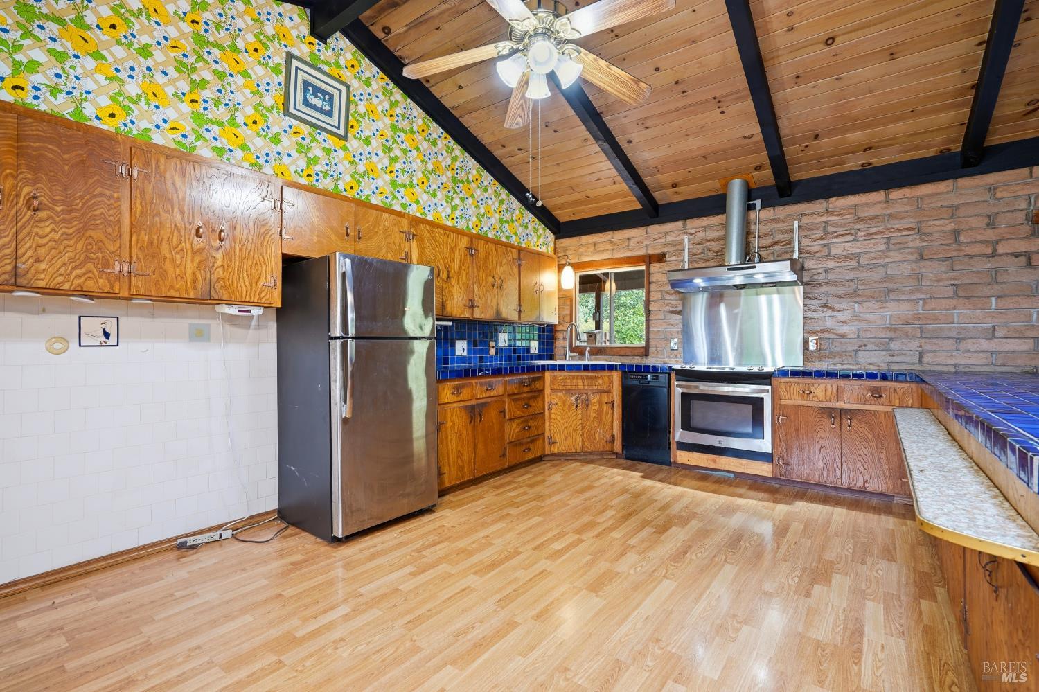 19229 Orange Avenue Sonoma CA 95476