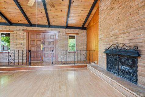 19229 Orange Avenue Sonoma CA 95476