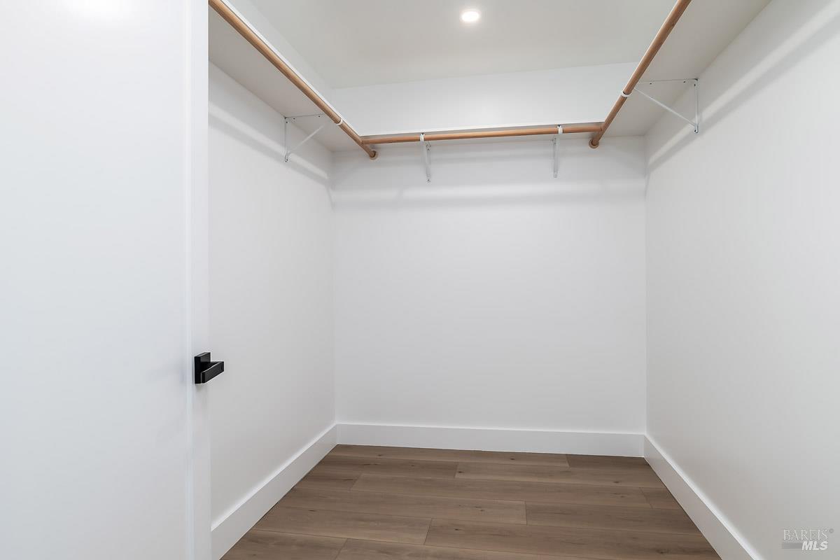 2053 Vista Lane Petaluma CA 94954