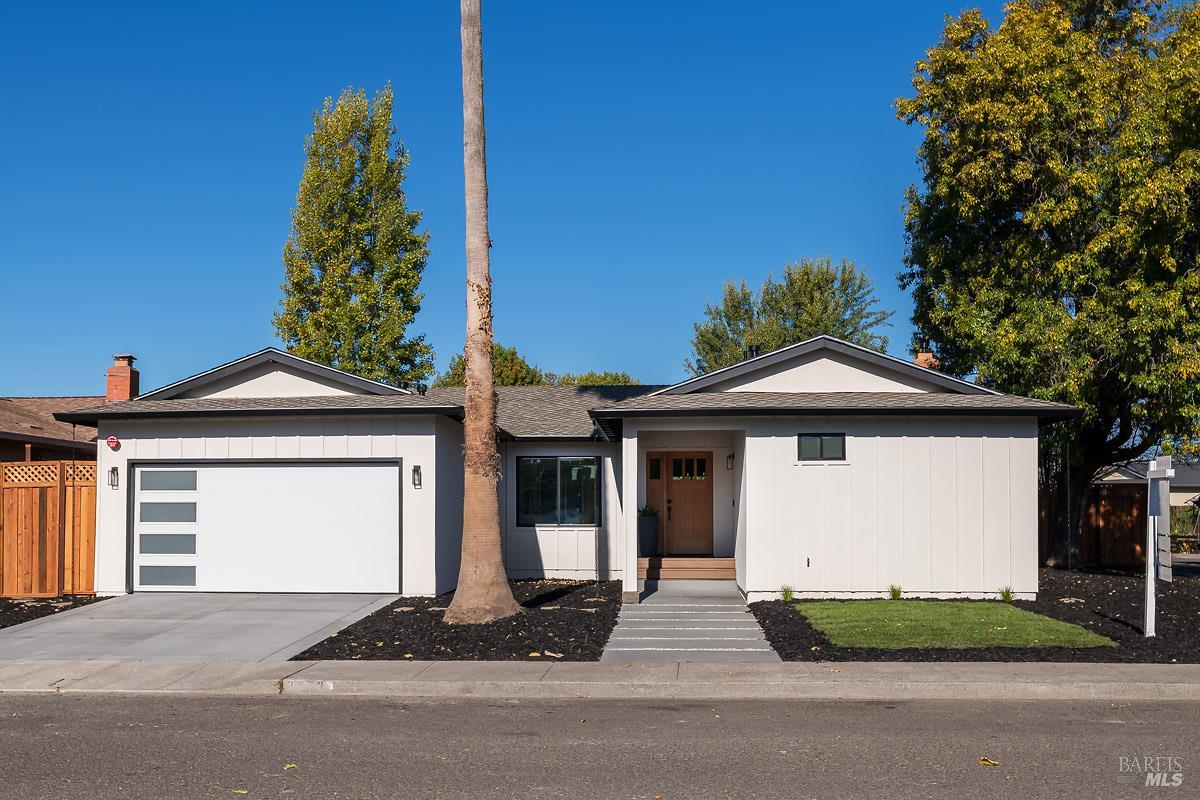 2053 Vista Lane Petaluma CA 94954
