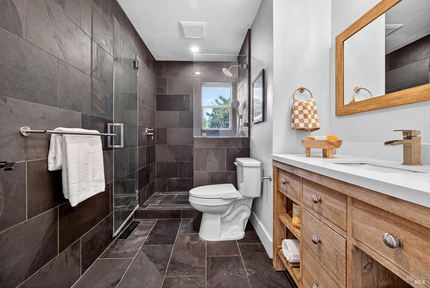 8135 Valentine Avenue Sebastopol CA 95472