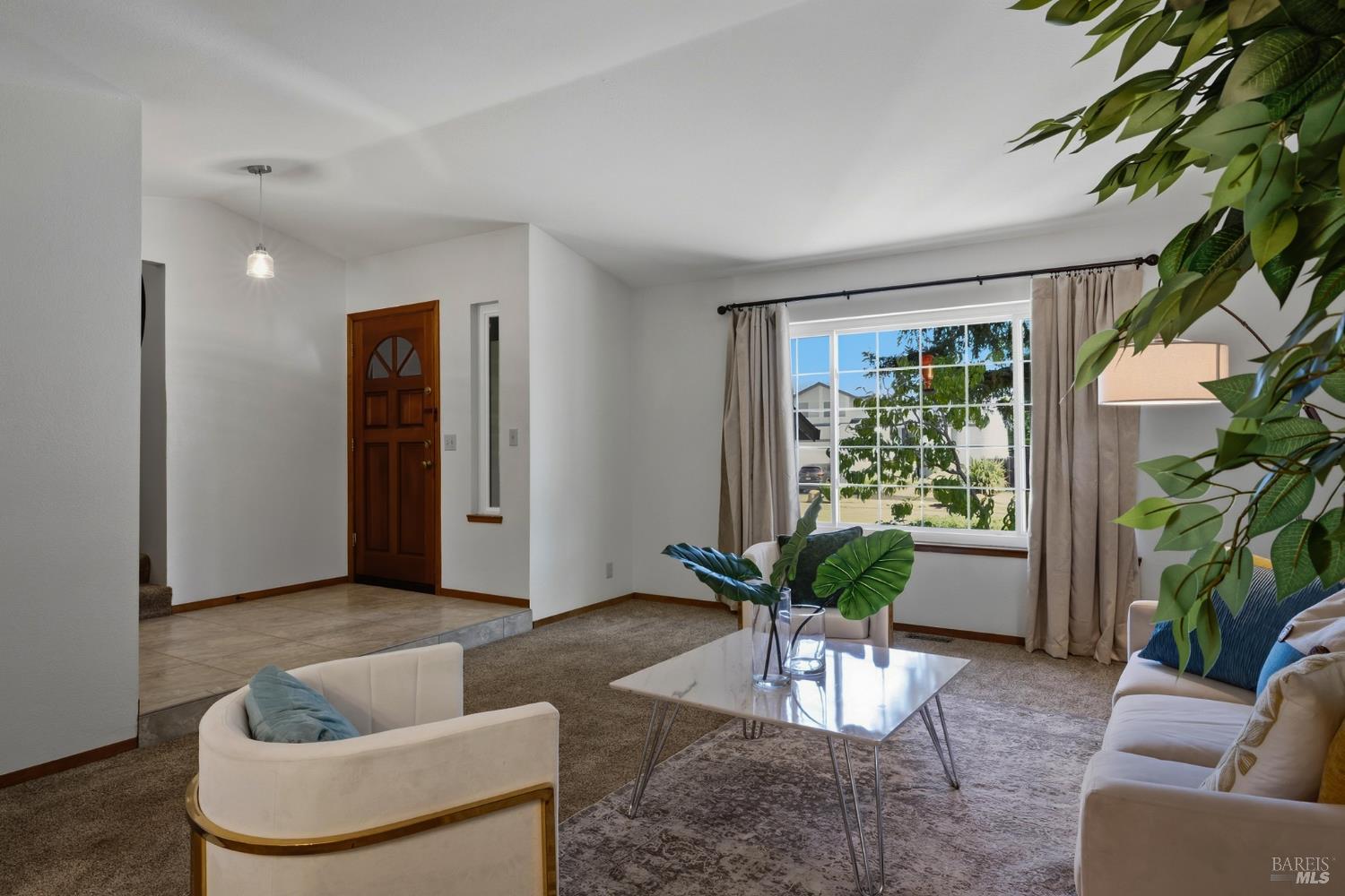 3535 Banyan Street Santa Rosa CA 95403