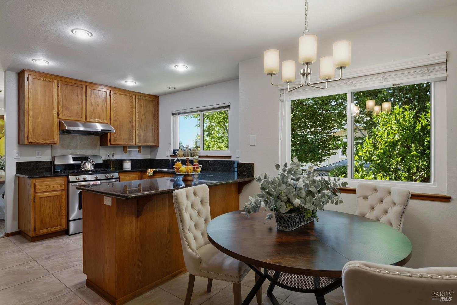 3535 Banyan Street Santa Rosa CA 95403