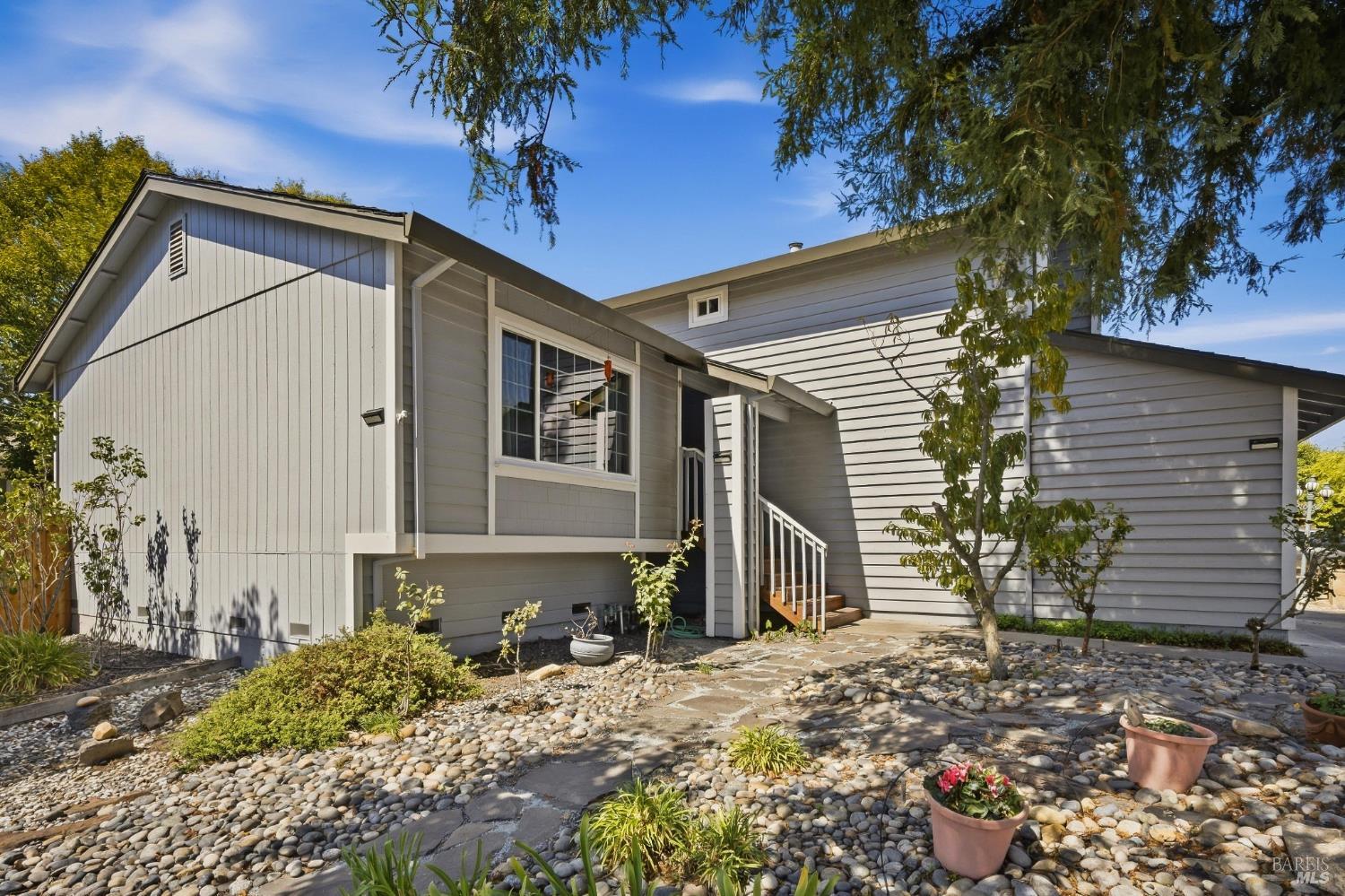 3535 Banyan Street Santa Rosa CA 95403