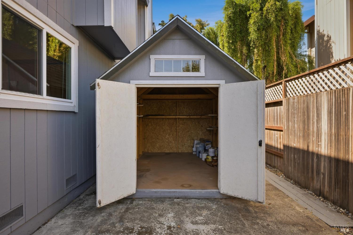 3535 Banyan Street Santa Rosa CA 95403