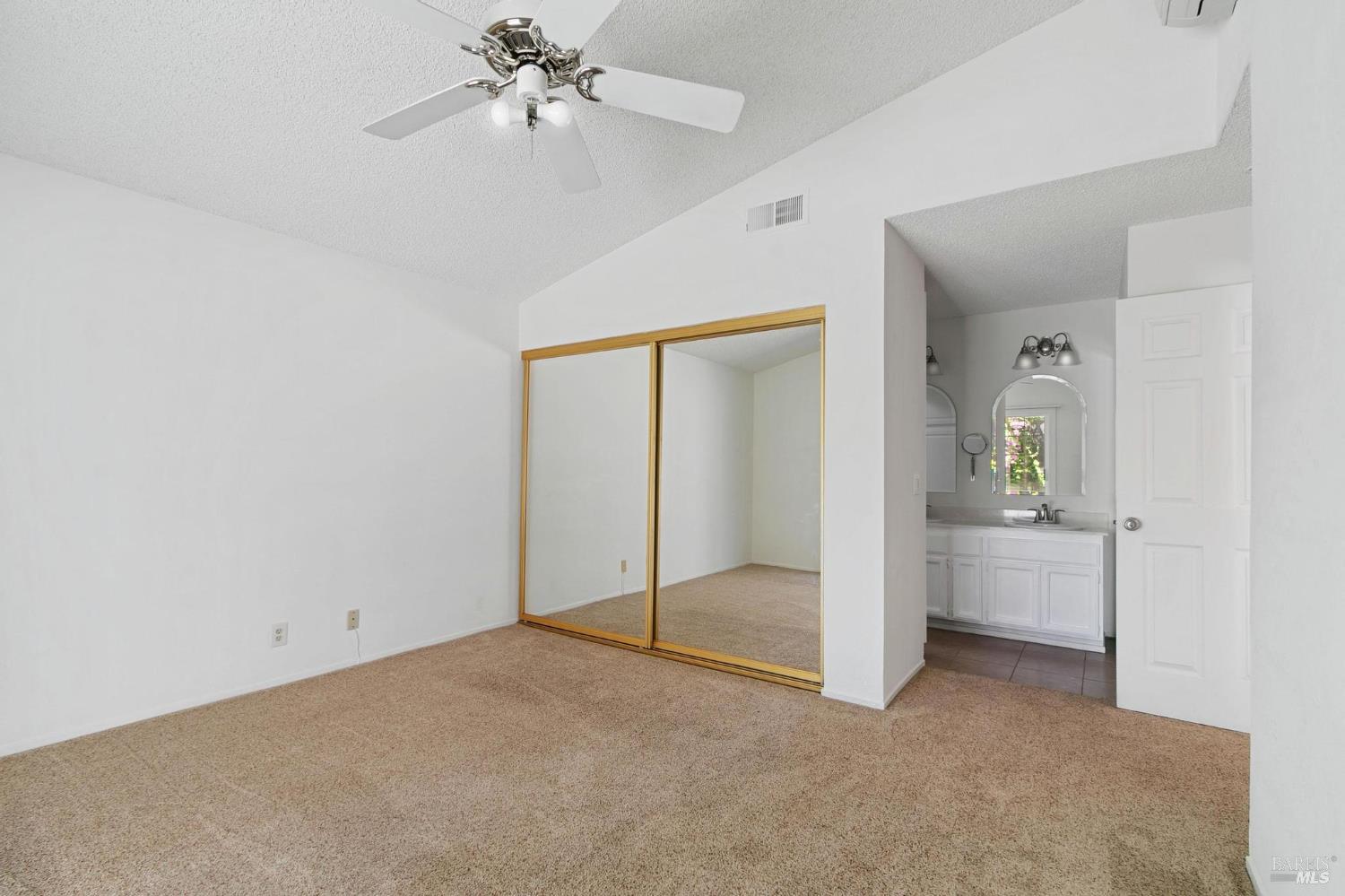 462 Danbury Circle Vacaville CA 95687