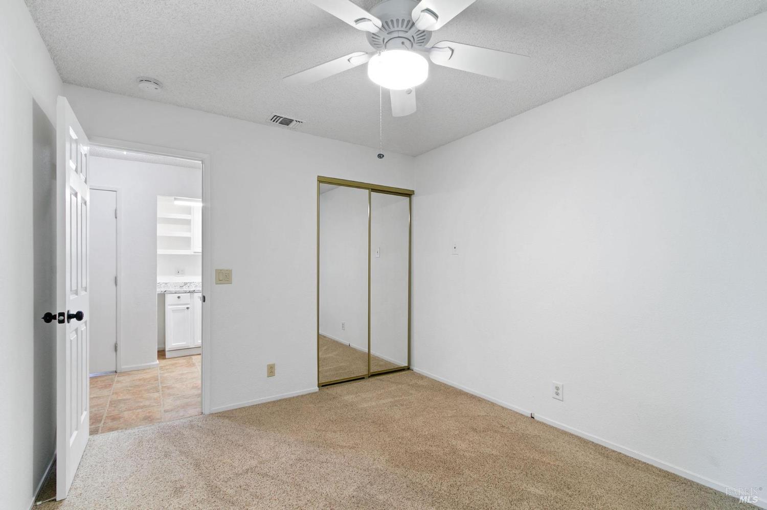 462 Danbury Circle Vacaville CA 95687