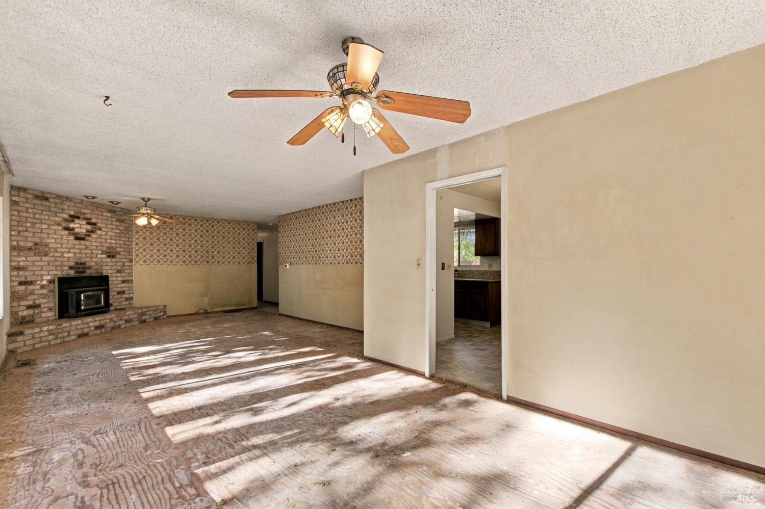 1075 Partrick Road Napa CA 94558