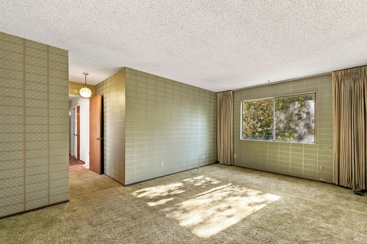 1075 Partrick Road Napa CA 94558