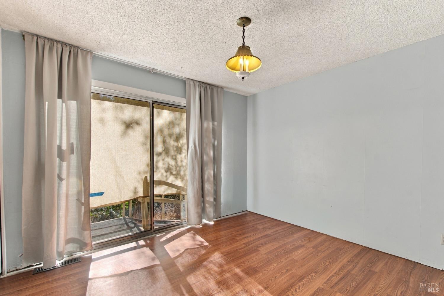 1075 Partrick Road Napa CA 94558
