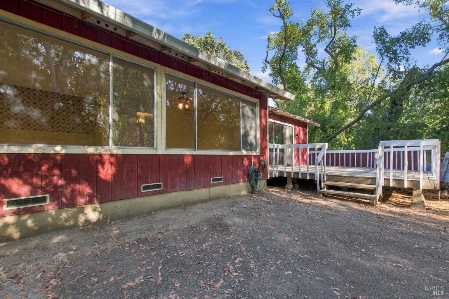 1075 Partrick Road Napa CA 94558