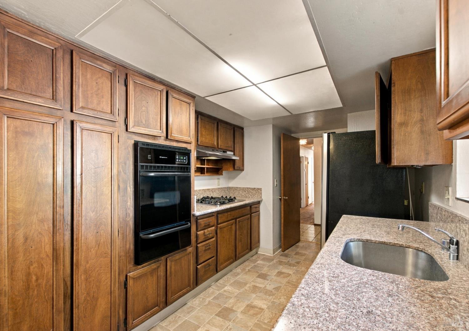 1075 Partrick Road Napa CA 94558