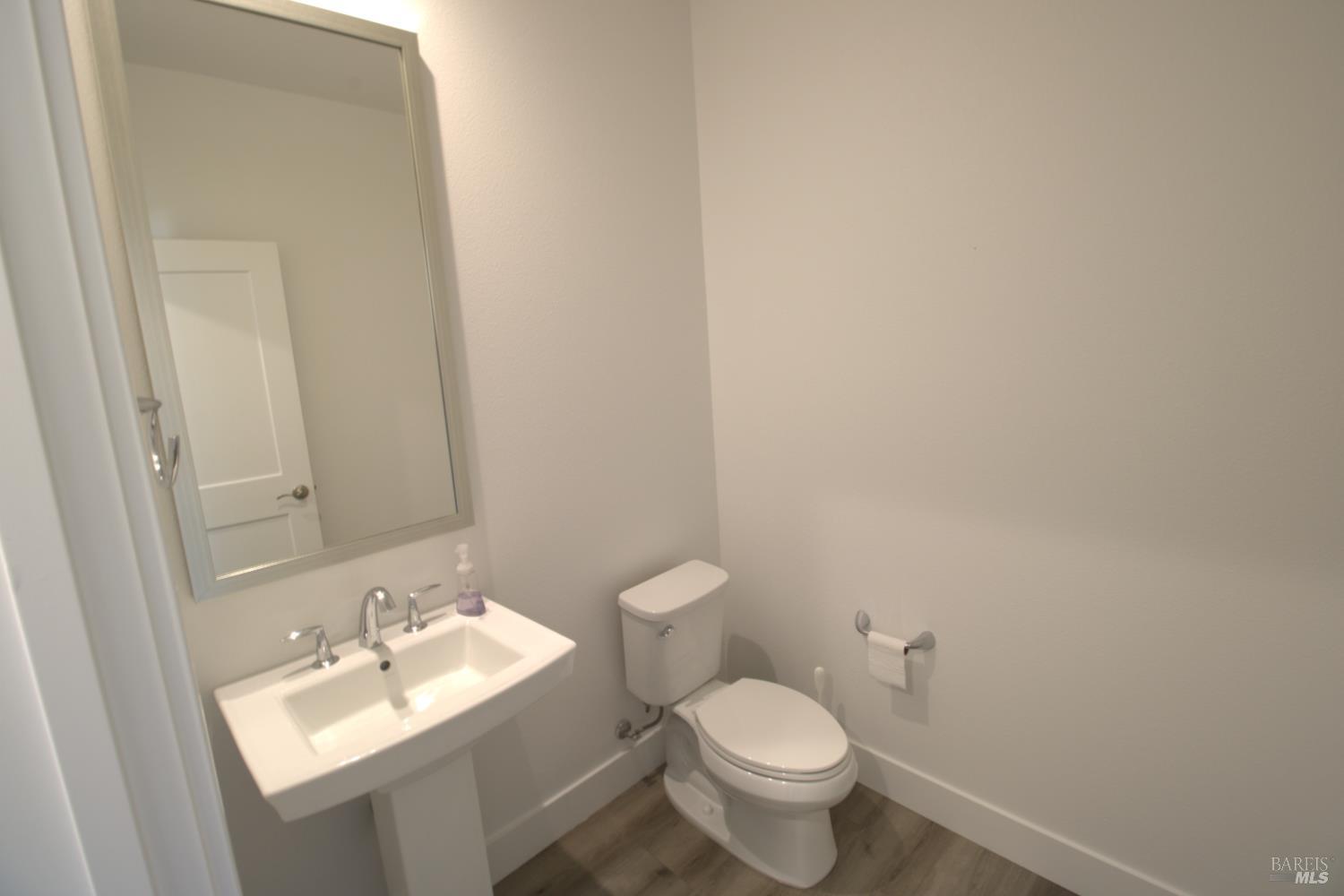2716 Amora Circle Santa Rosa CA 95407