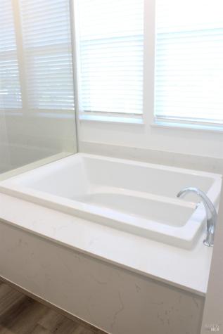 2716 Amora Circle Santa Rosa CA 95407
