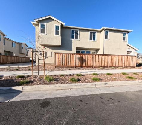 2716 Amora Circle Santa Rosa CA 95407