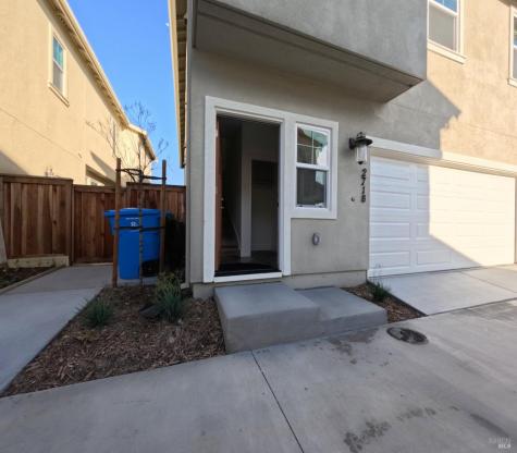 2716 Amora Circle Santa Rosa CA 95407