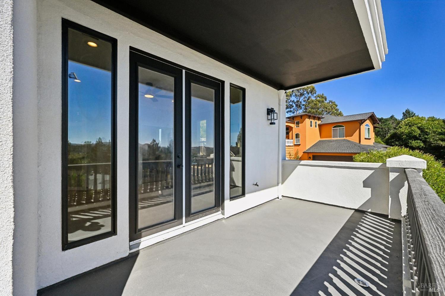827 N Webster Street Petaluma CA 94952