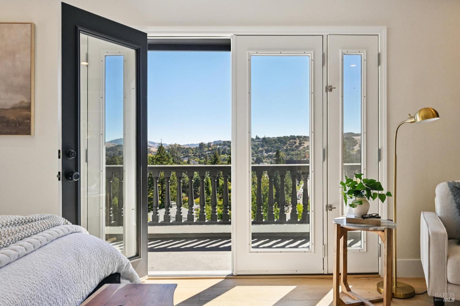 827 N Webster Street Petaluma CA 94952
