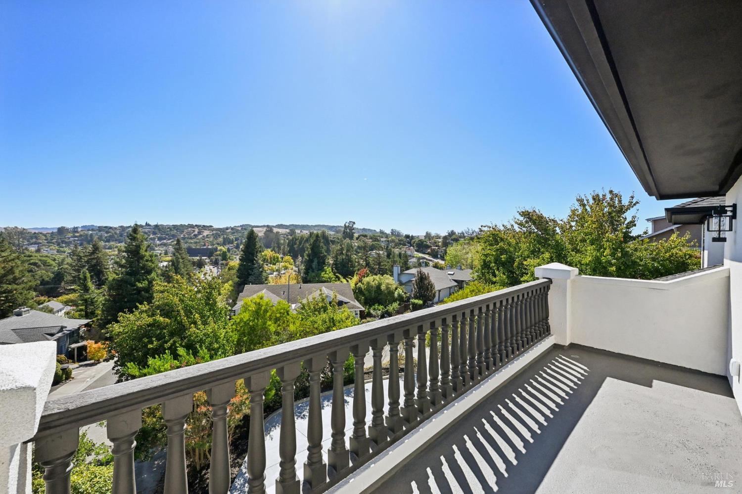 827 N Webster Street Petaluma CA 94952