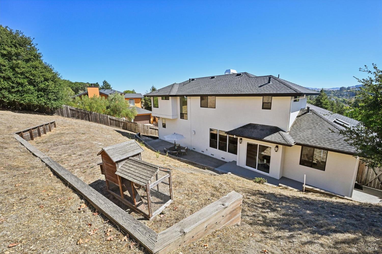 827 N Webster Street Petaluma CA 94952